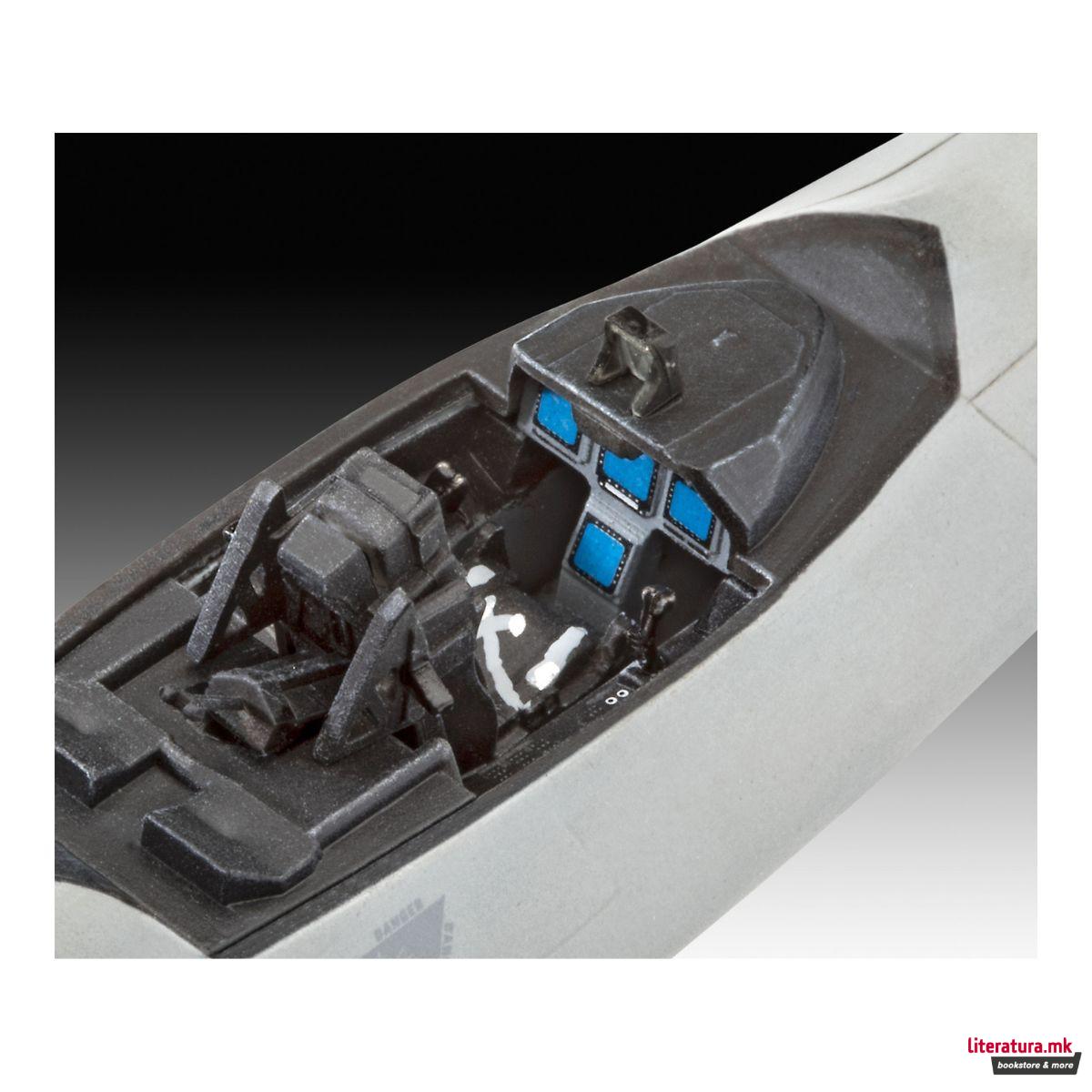 Макета + бои и алатки, Model Set Lockheed Martin F-22A Raptor, 1:72 