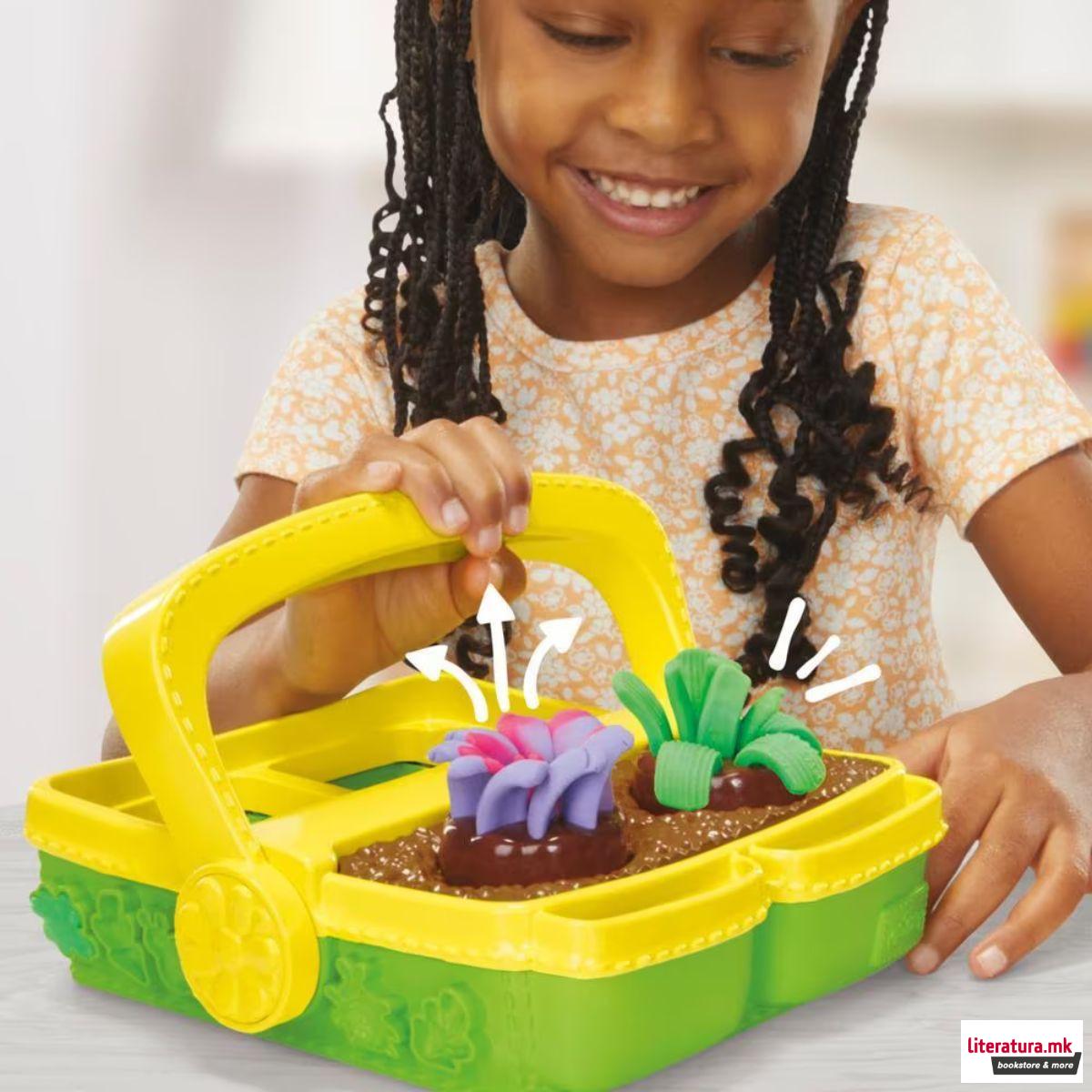 Сет за игра, Play-Doh Blooming Flowers Playset 