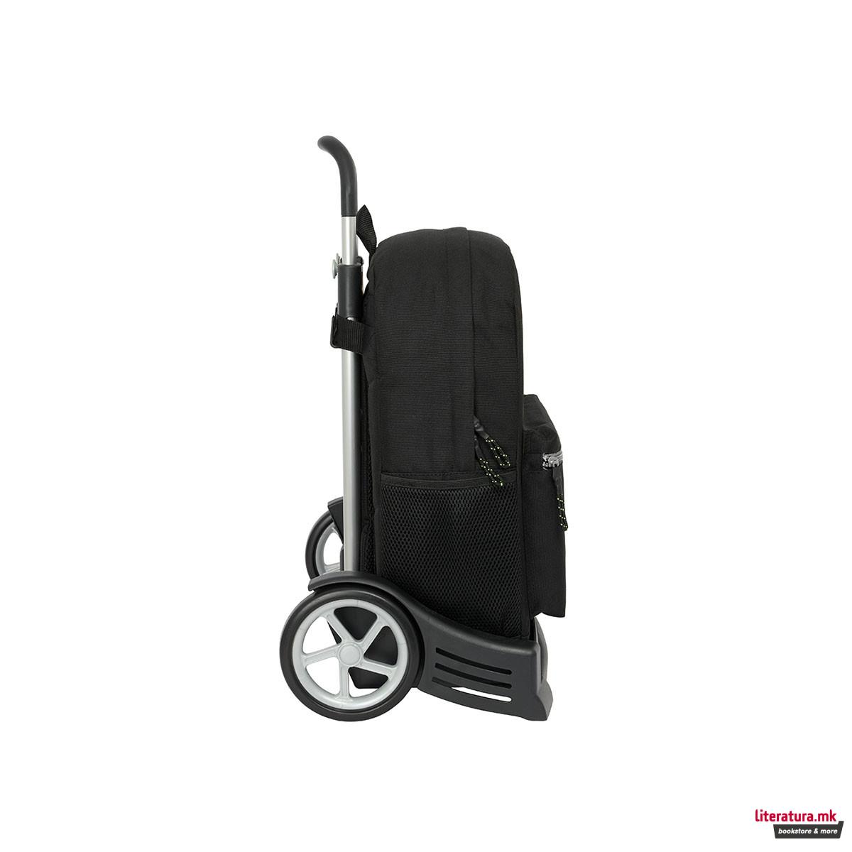 Ранец со тркала, DC: Batman - Game Over 