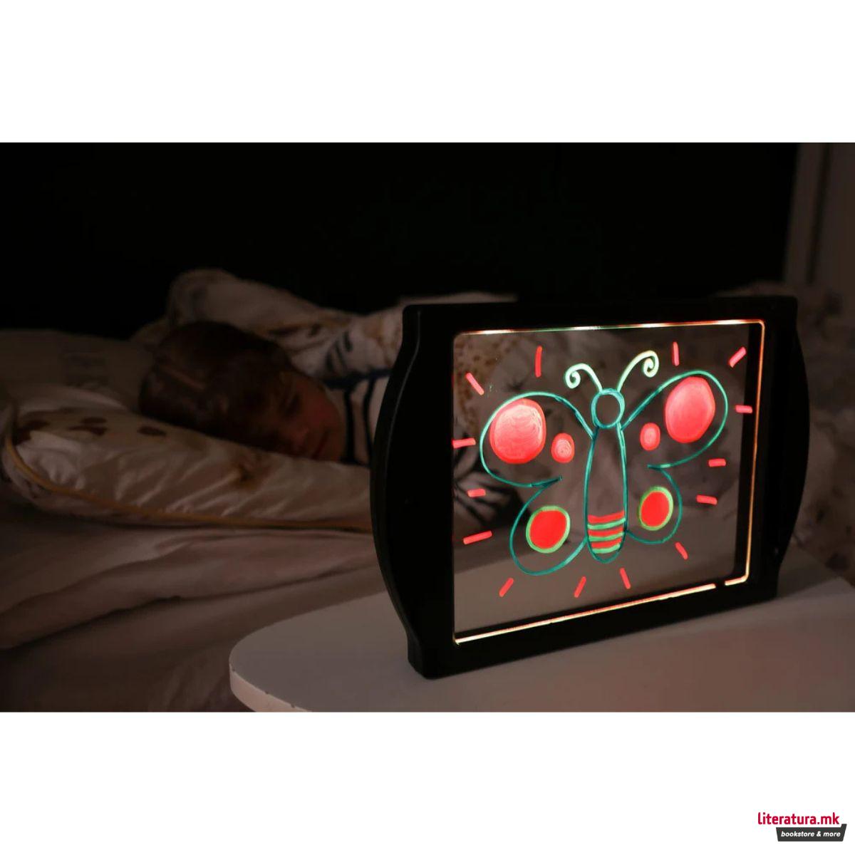 Табла за цртање, Marvin's Magic Glow Art - Black 