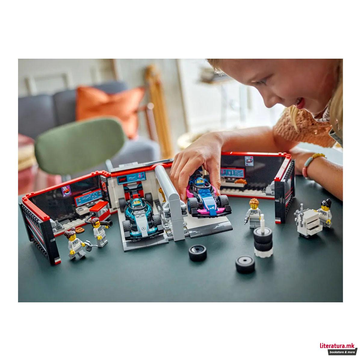 LEGO коцки, City, F1® Garage & Mercedes-AMG & Alpine Cars 