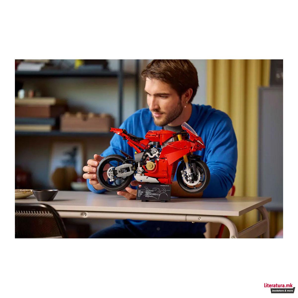 LEGO коцки, Technic, Ducati Panigale V4 S Motorcycle 