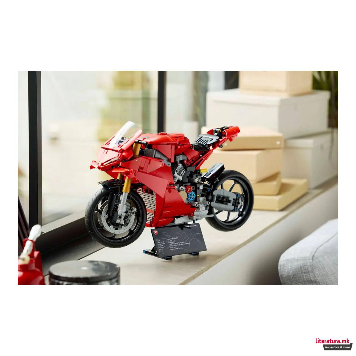 LEGO коцки, Technic, Ducati Panigale V4 S Motorcycle 