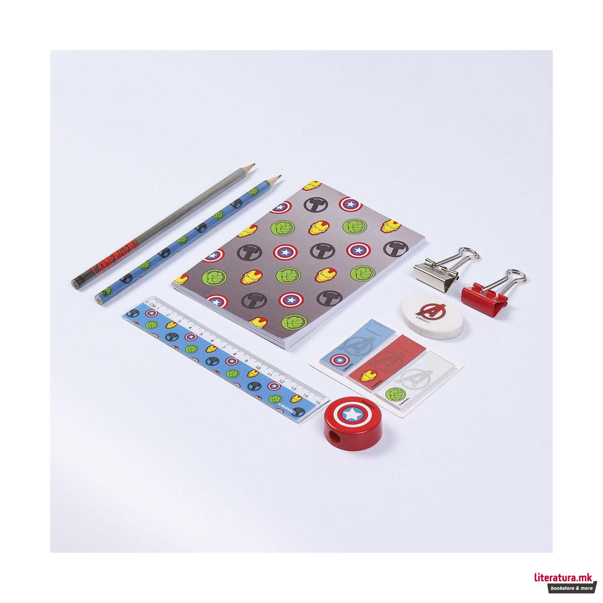 Училишен сет, Marvel: Avengers 