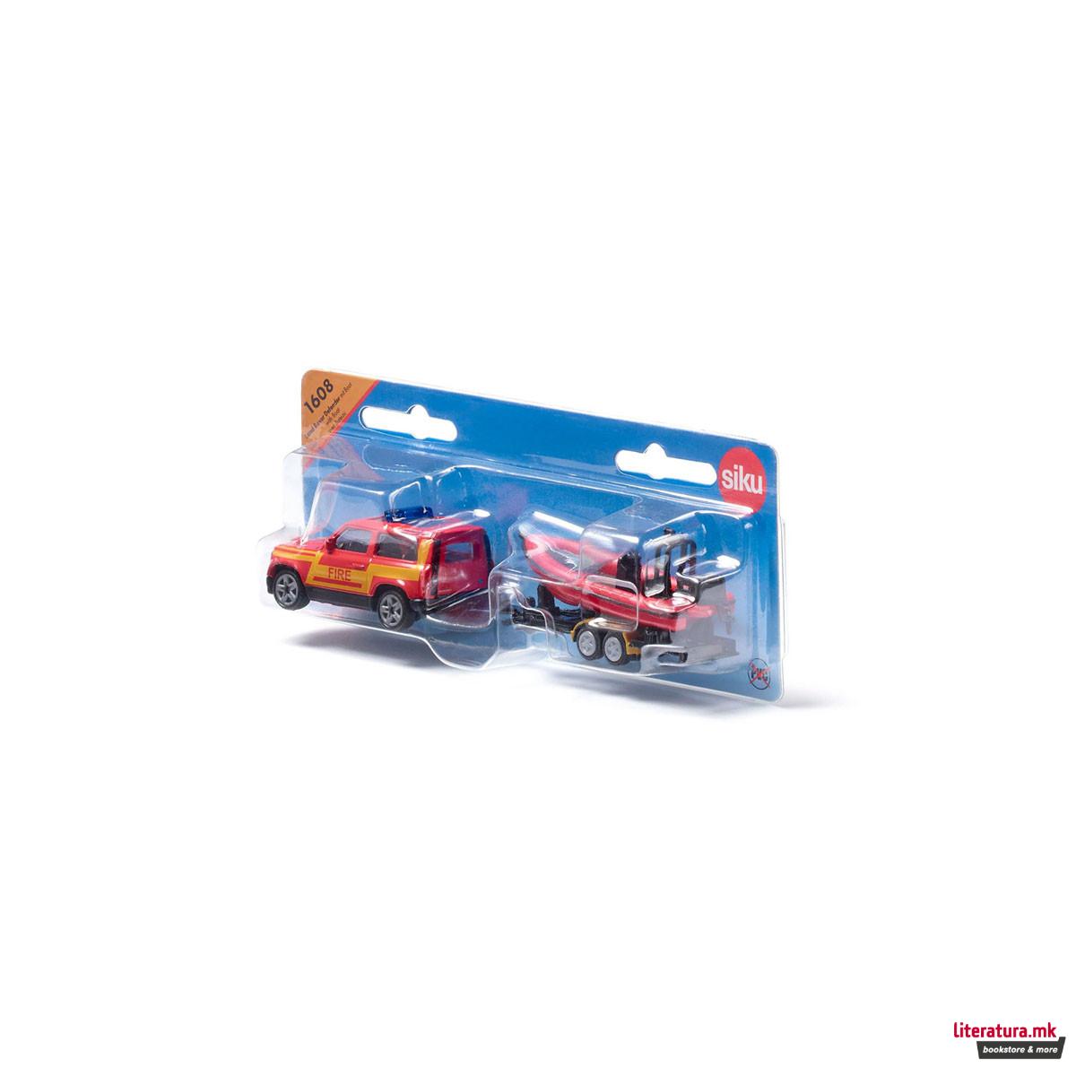 Фигура, Land Rover Defender w/Boat 