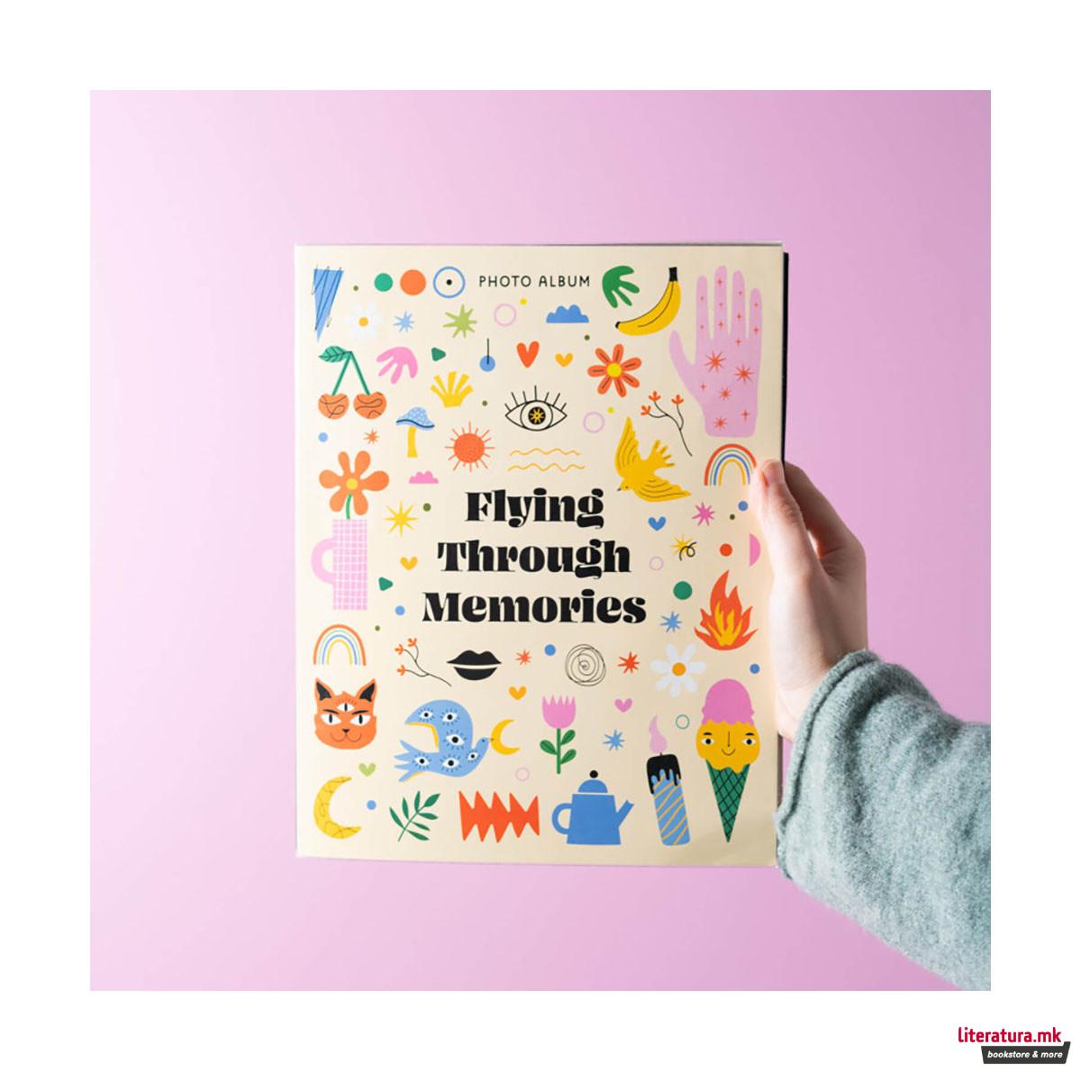 Фото албум за 96 фотографии 13 x 20 cm, Flying Through Memories 