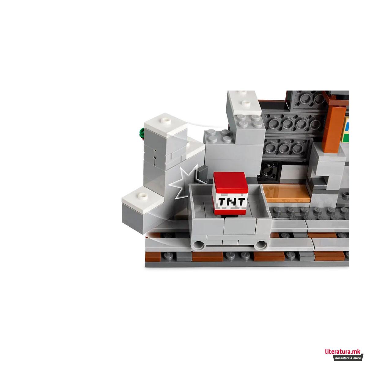 LEGO коцки, Minecraft, The Pickaxe Mine 