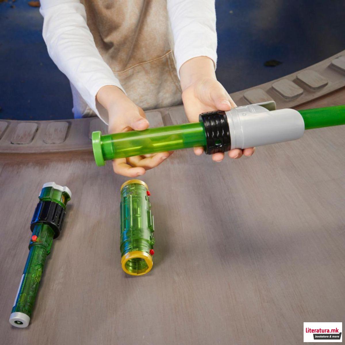 Електронска сабја 'Star Wars Lightsaber Forge Kyber Core Sabine Wren' 