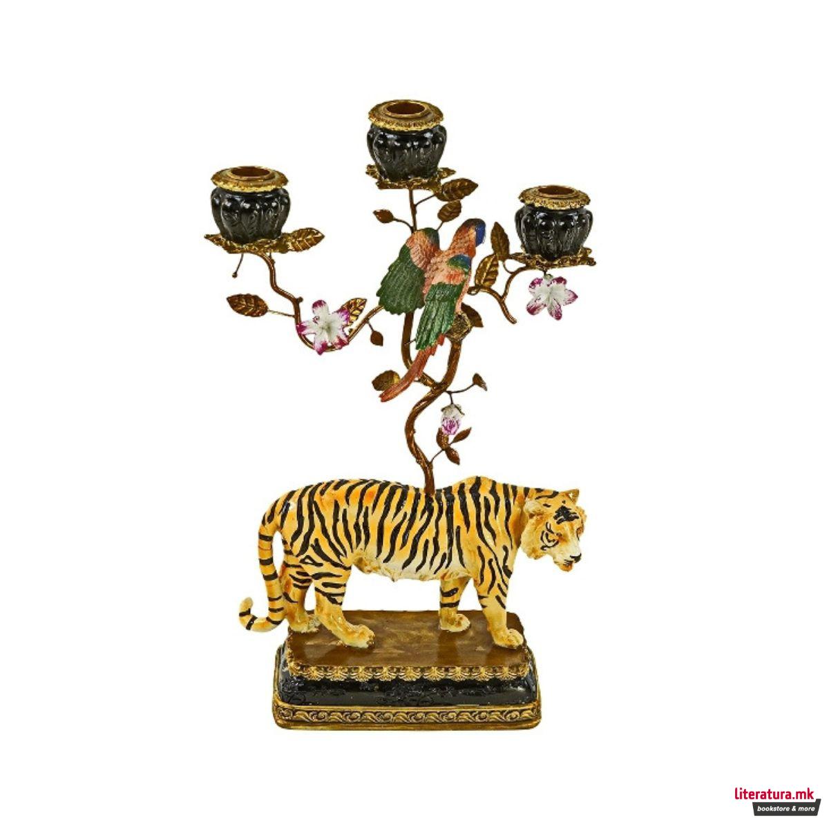 Свеќник, Jungle Love: Tiger 