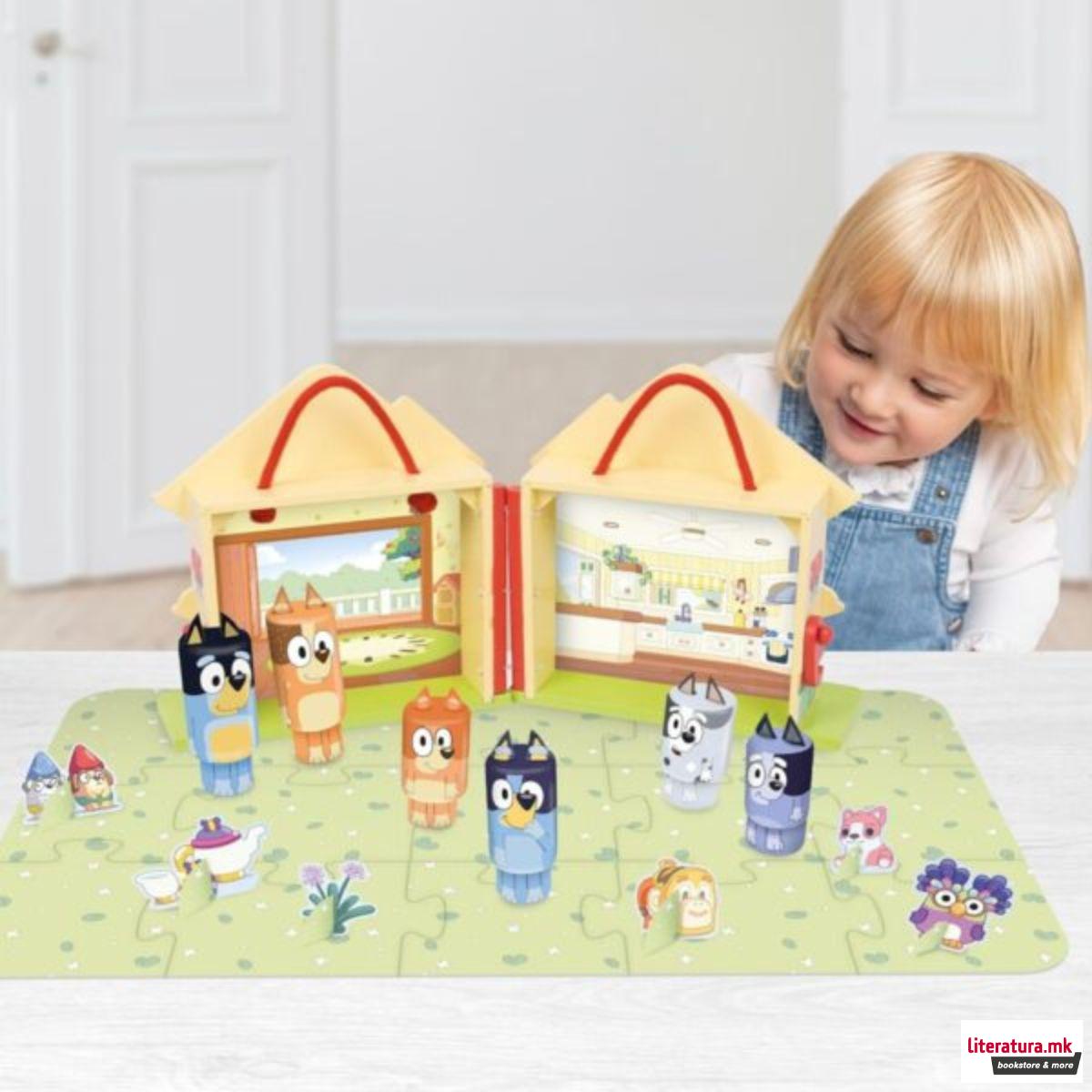 Дрвена куќичка со 6 фигури, Bluey: Wooden Carry Along House 