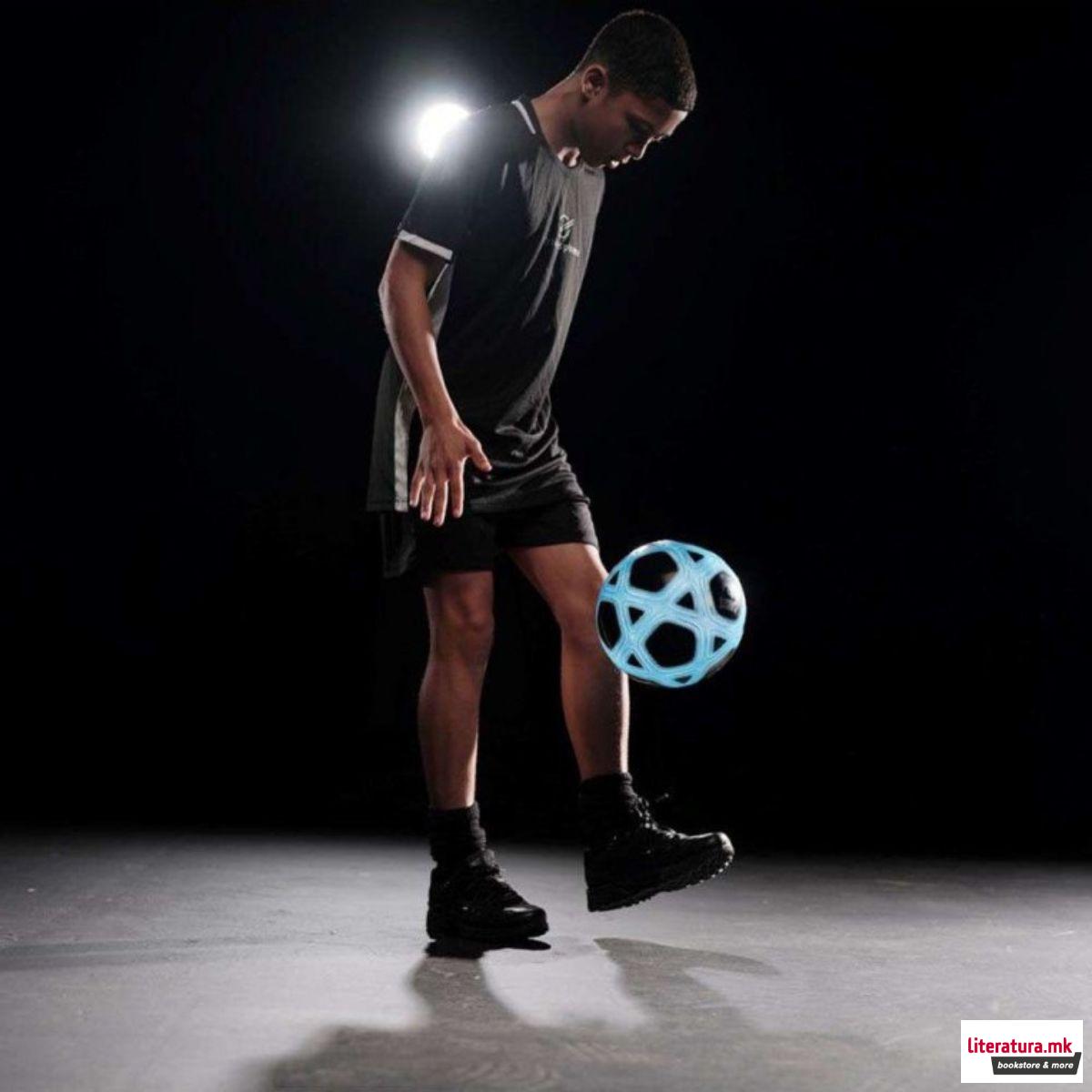 Фудбалска топка со светла и звуци, Strikesphere Counter Soccer Ball 