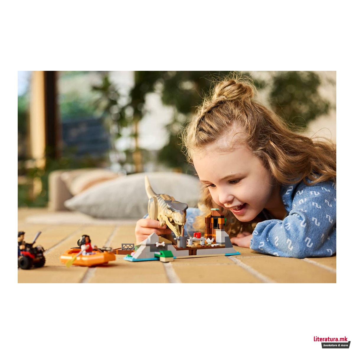 LEGO коцки, Jurassic World, T. rex River Escape 