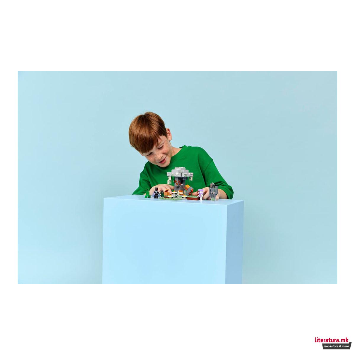 LEGO коцки, Minecraft, The Pale Garden 