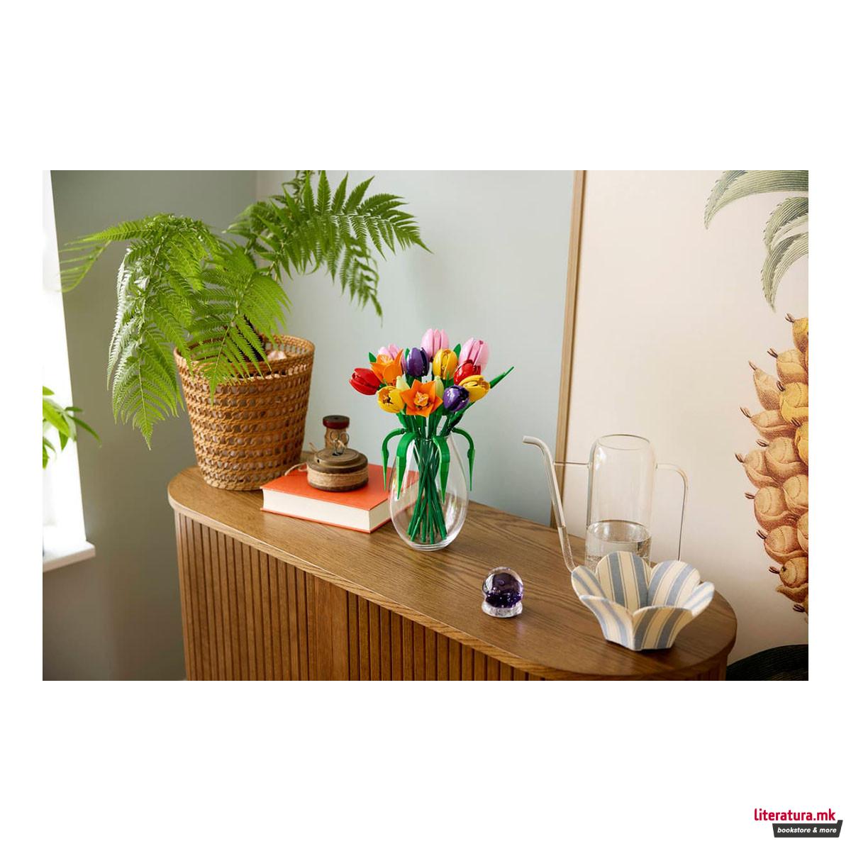 LEGO коцки, Botanicals, Tulip Bouquet 