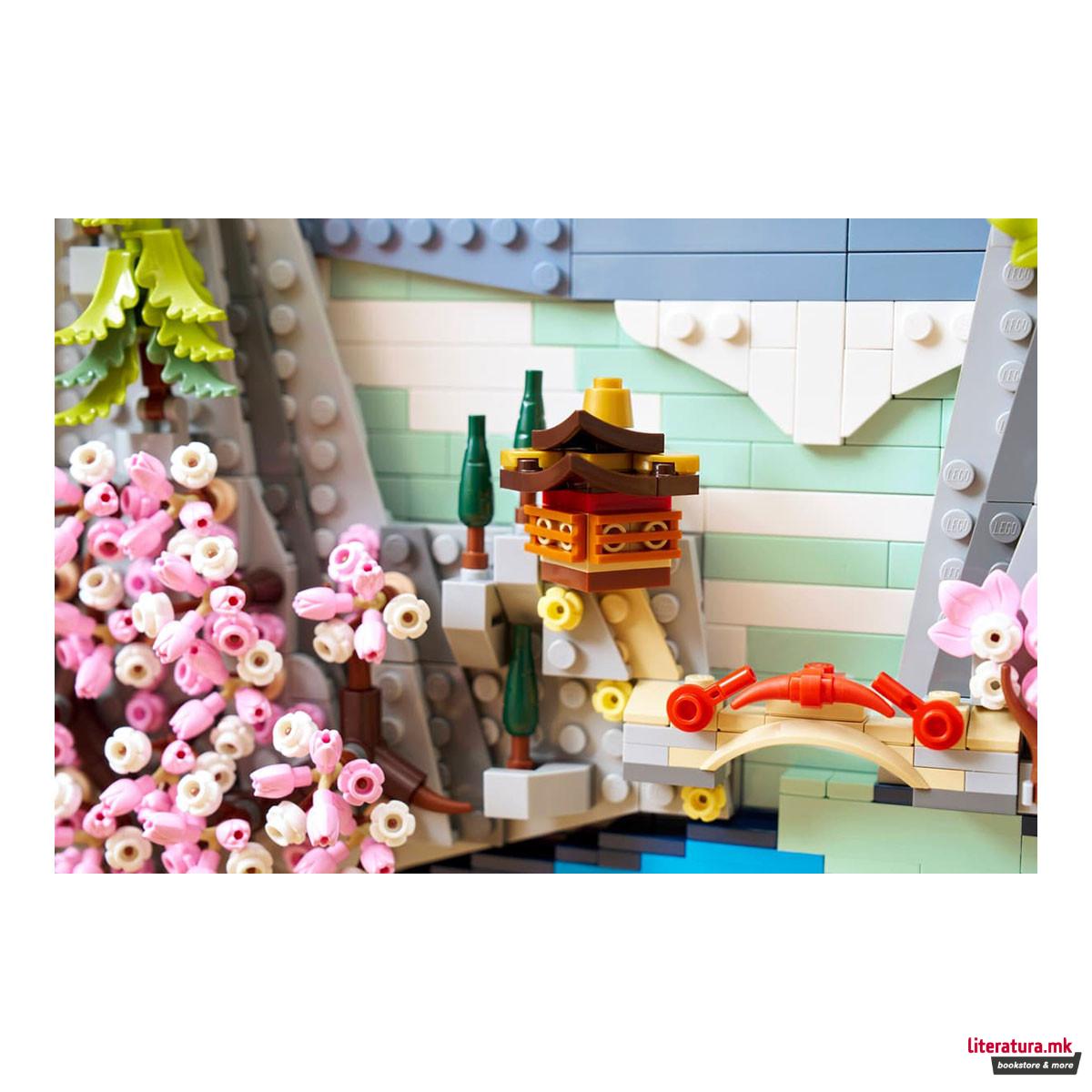 LEGO коцки, Art, Japanese Cherry Blossom Landscape 