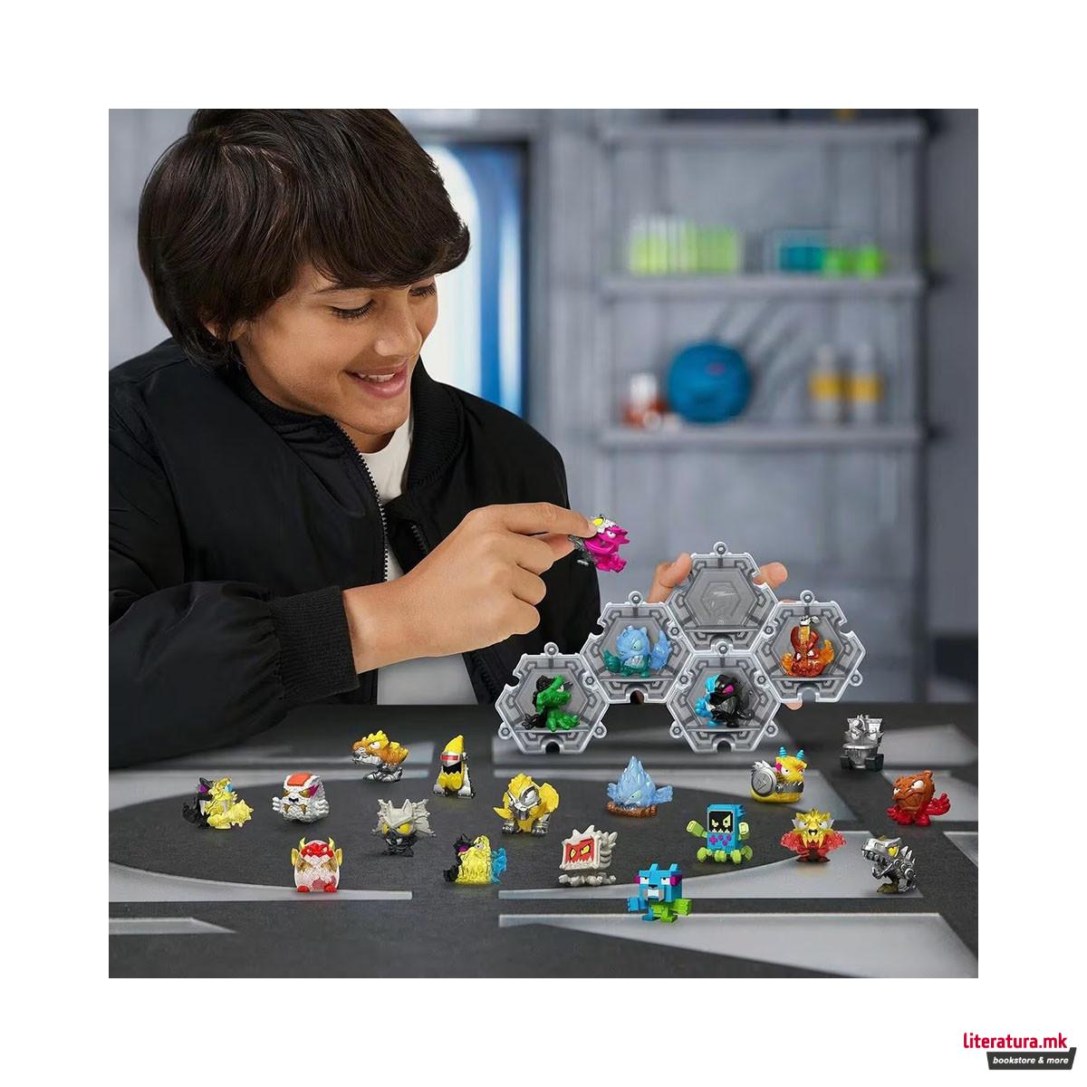 Сет фигури, Mr. Beast Lab Swarms - Mega Lab Pack, 2 варијанти 