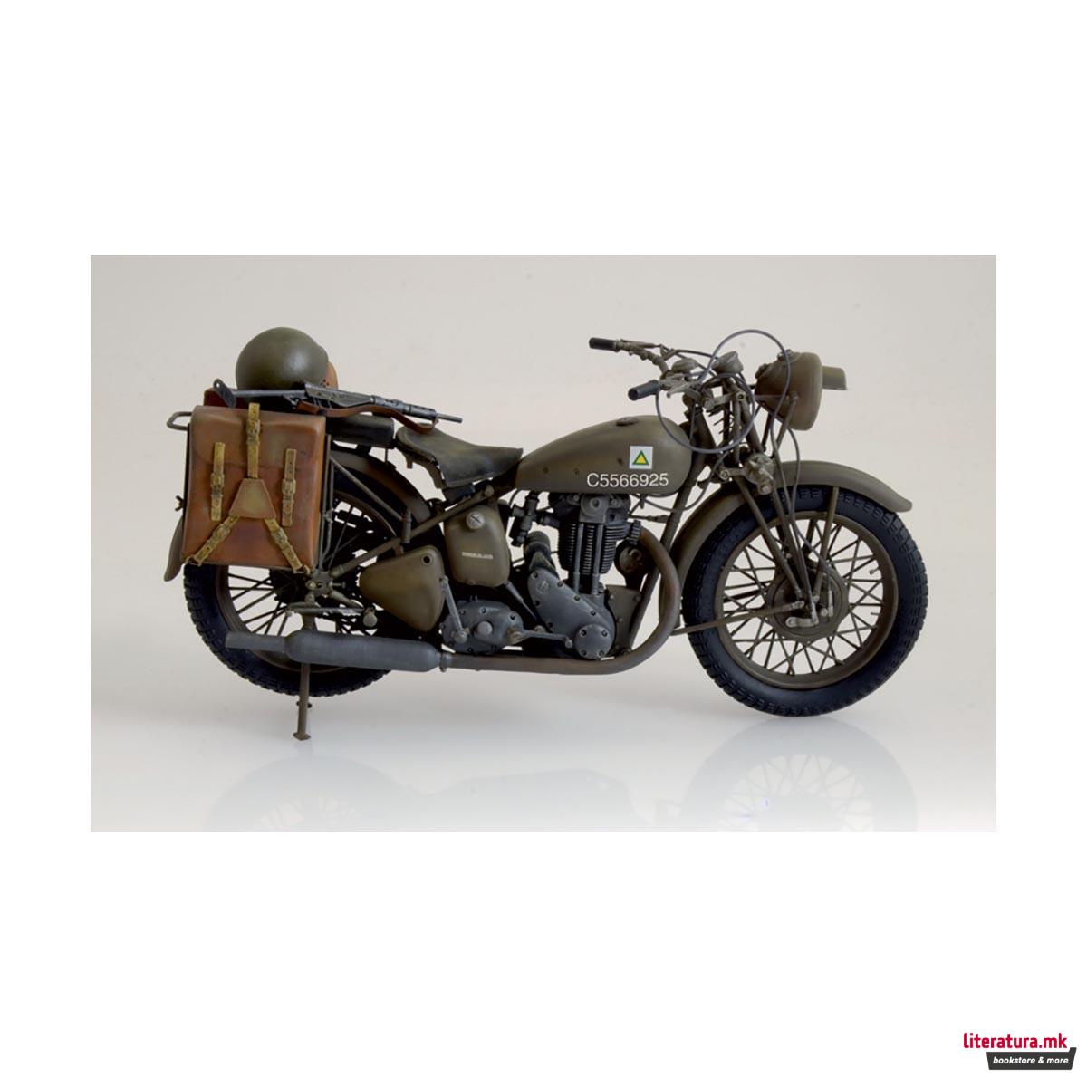 Макета, Cars and Bikes, Triumph 3WH, 1:9 