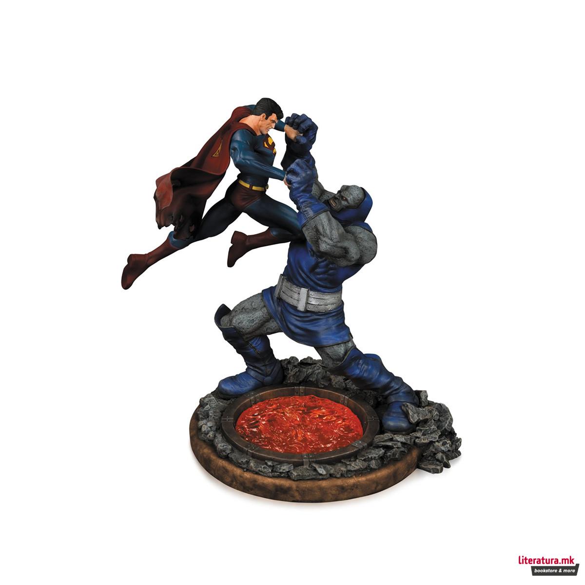 DC Collectibles Superman vs. Darkseid Statue 