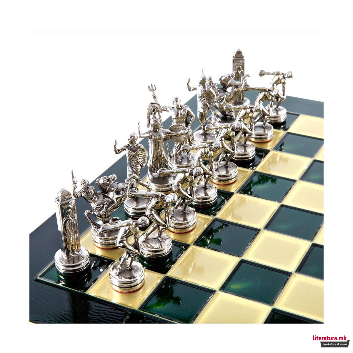 Сет за шах, Handcrafted Discus Thrower Set, зелен со златни/сребрени фигури 