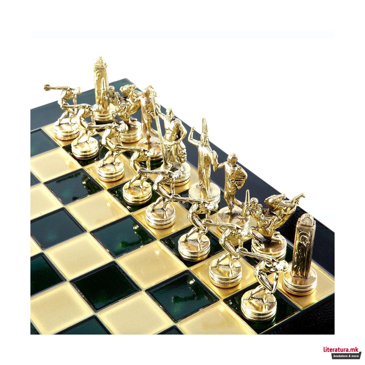 Сет за шах, Handcrafted Discus Thrower Set, зелен со златни/сребрени фигури 