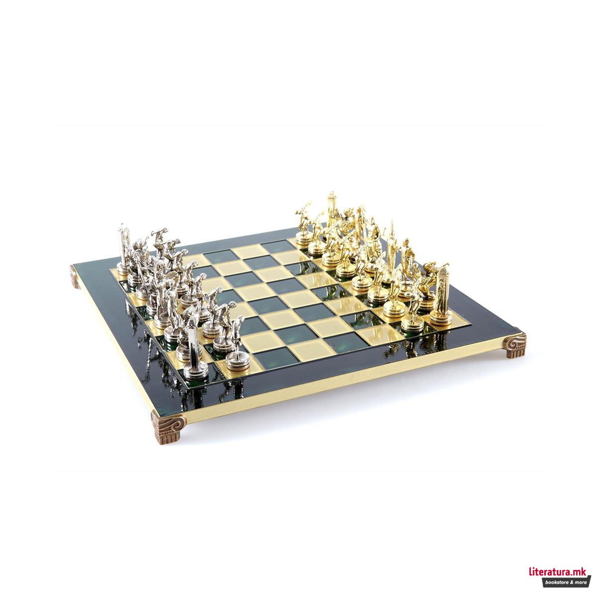 Сет за шах, Handcrafted Discus Thrower Set, зелен со златни/сребрени фигури 