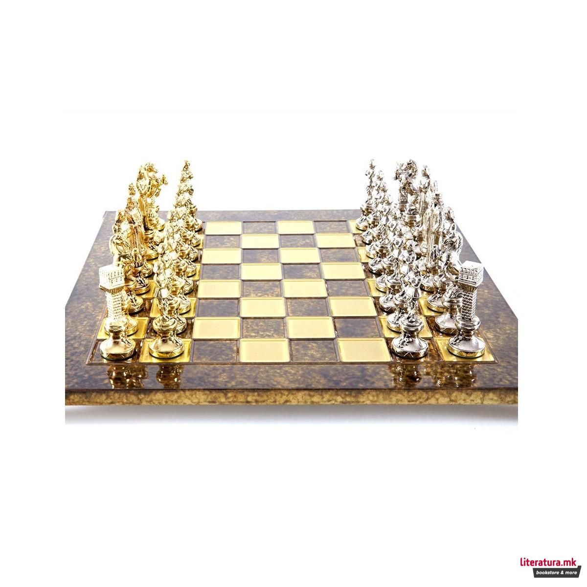 Сет за шах, Handcrafted Renaissance Set среден, кафеав со златни/сребрени фигури 