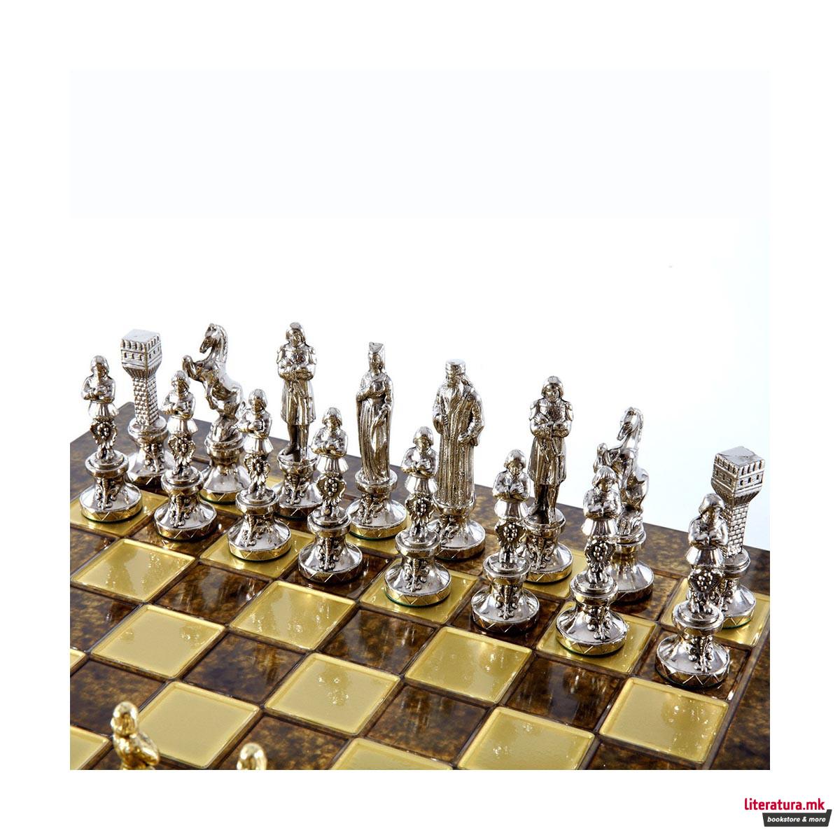 Сет за шах, Handcrafted Renaissance Set среден, кафеав со златни/сребрени фигури 