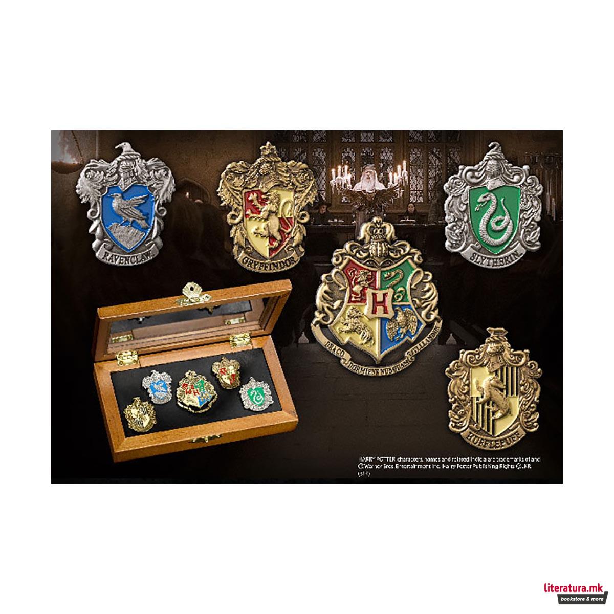 Беџови, Harry Potter - Hogwarts House Pins 