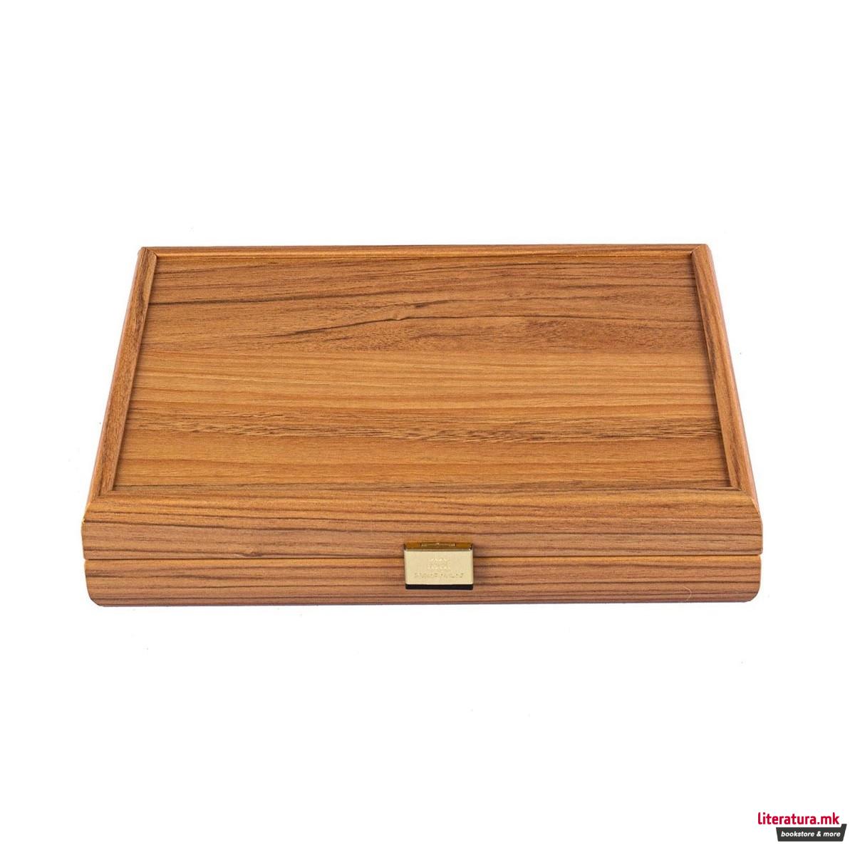 Карти за играње во кутија, Luxury Walnut 