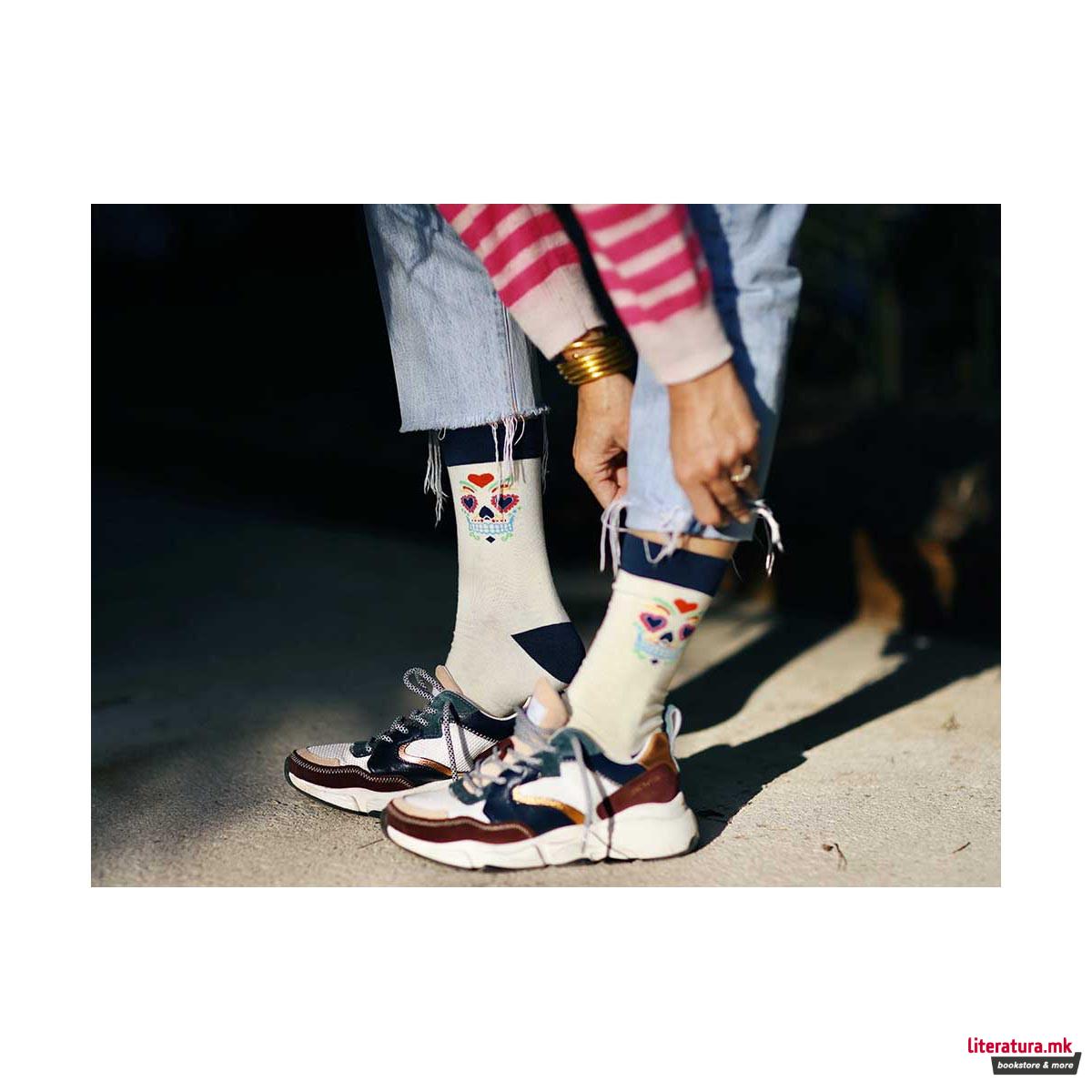 Чорапи, Calaca White 