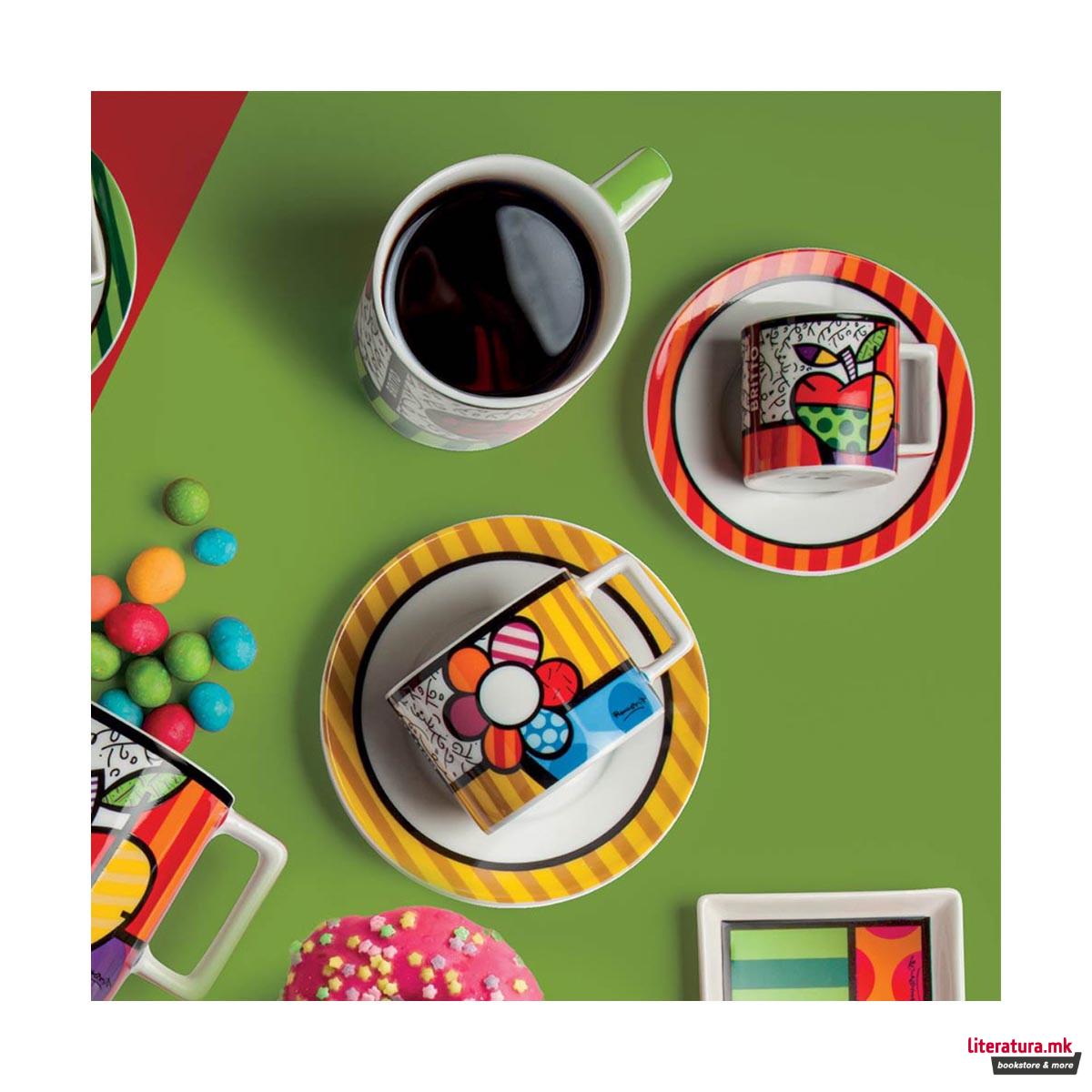 Сет од 2 шолји за капучино со тацни, Britto - Flower 