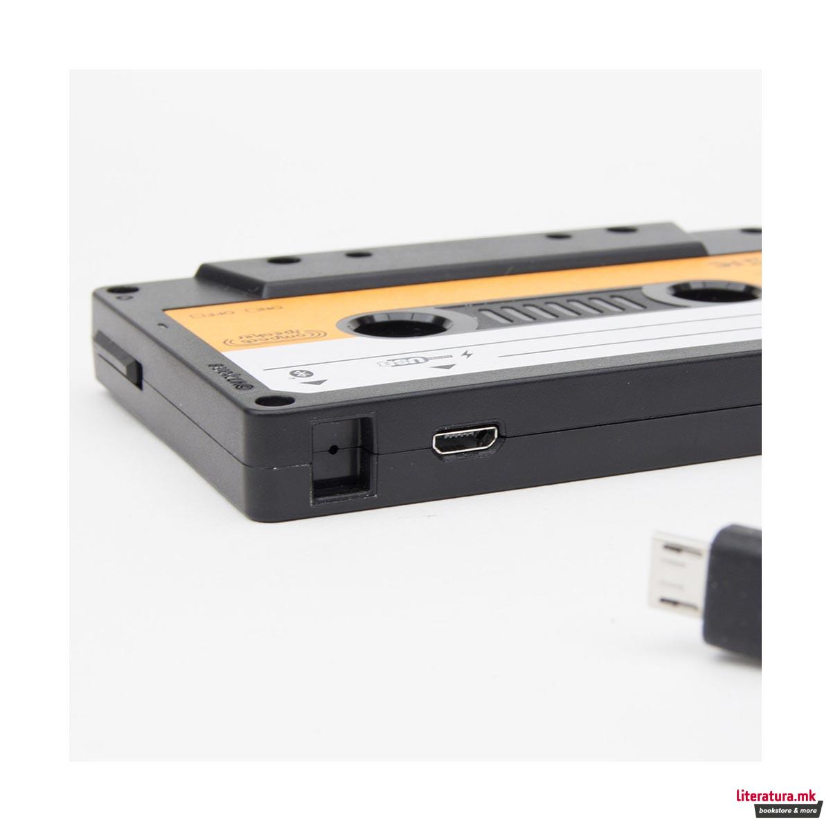 Bluetooth звучник, Wireless Cassette Speaker, со USB кабел 