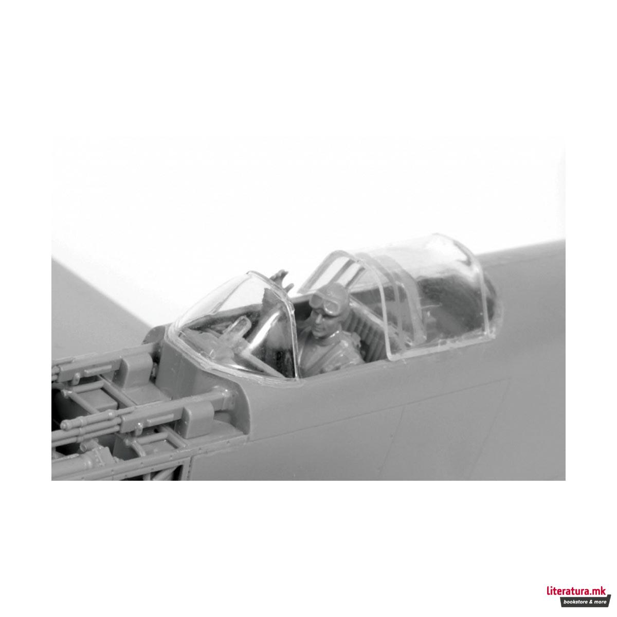 Макета, Soviet fighter Yak-3, 127 парчиња, 1:48 