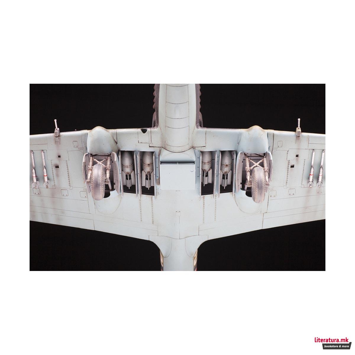 Макета, Soviet attack aircraft IL-2 Shturmovik, 283 парчиња, 1:48 