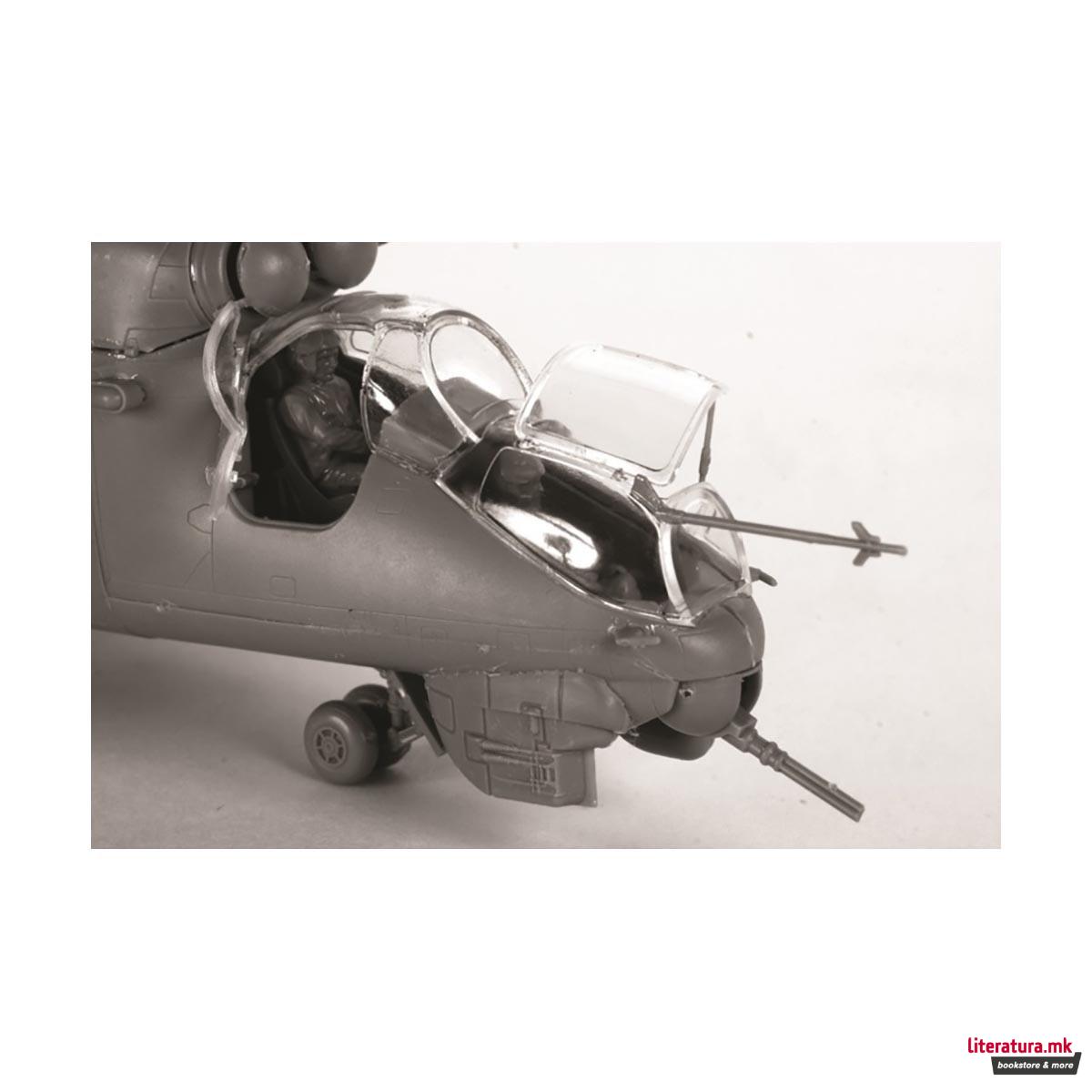 Макета, Soviet attack helicopter MI-24V/VP Hind E, 270 парчиња, 1:72 