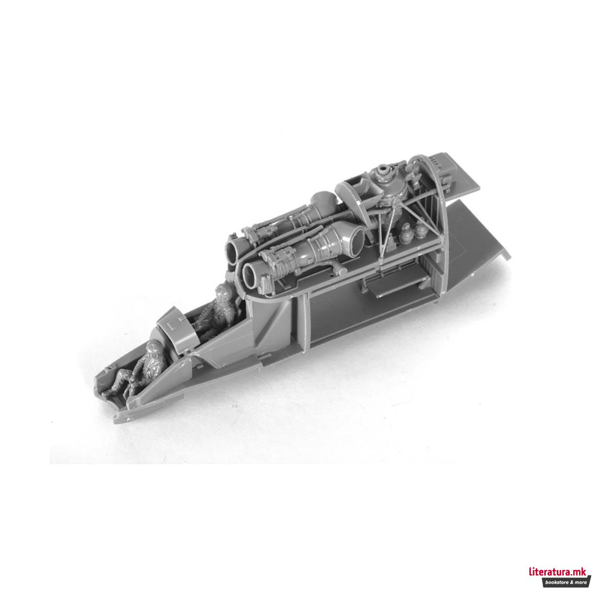 Макета, Soviet attack helicopter MI-24V/VP Hind E, 270 парчиња, 1:72 