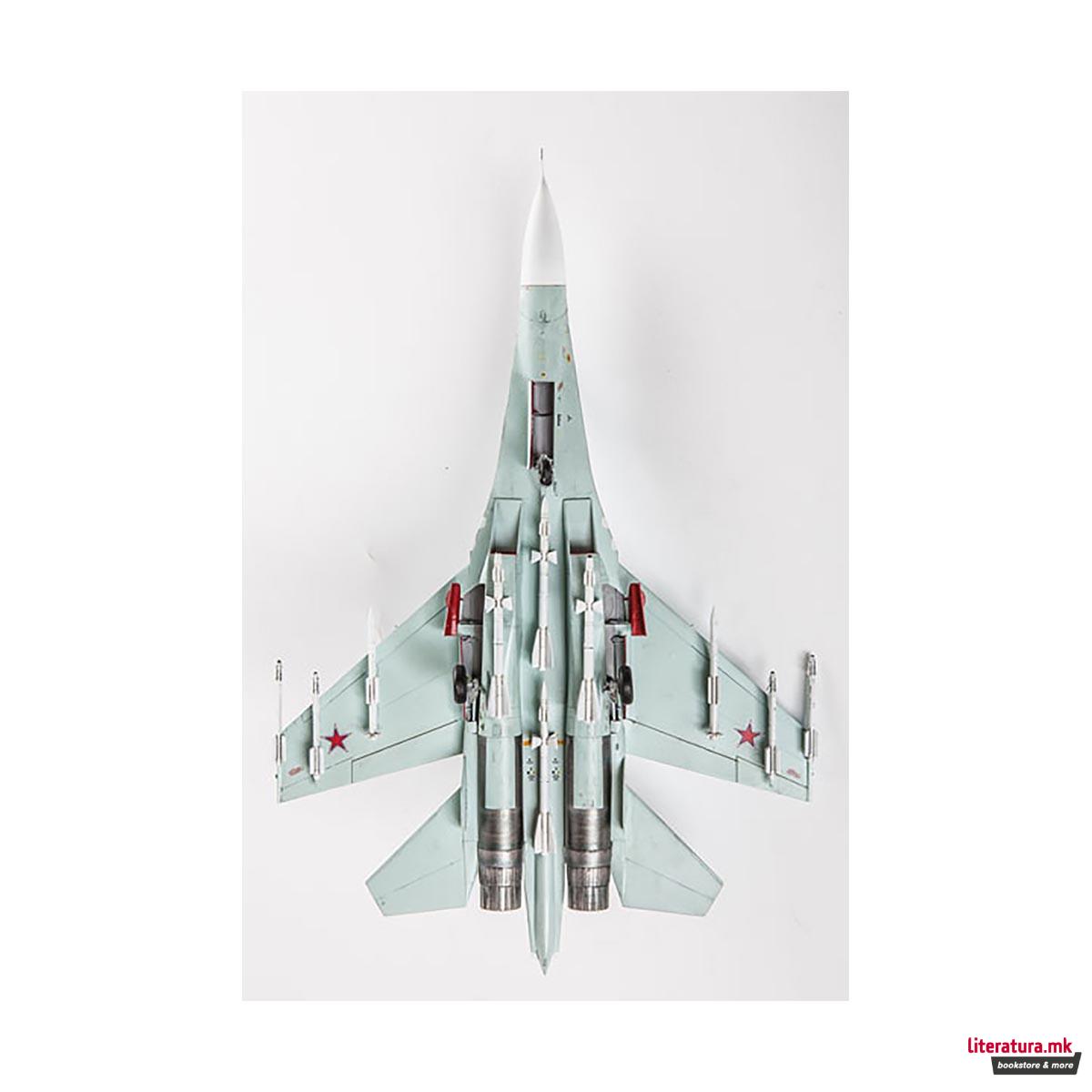 Макета, Russian air superiority fighter Su-27SM Flanker B mod. 1, 210 парчиња, 1:72 