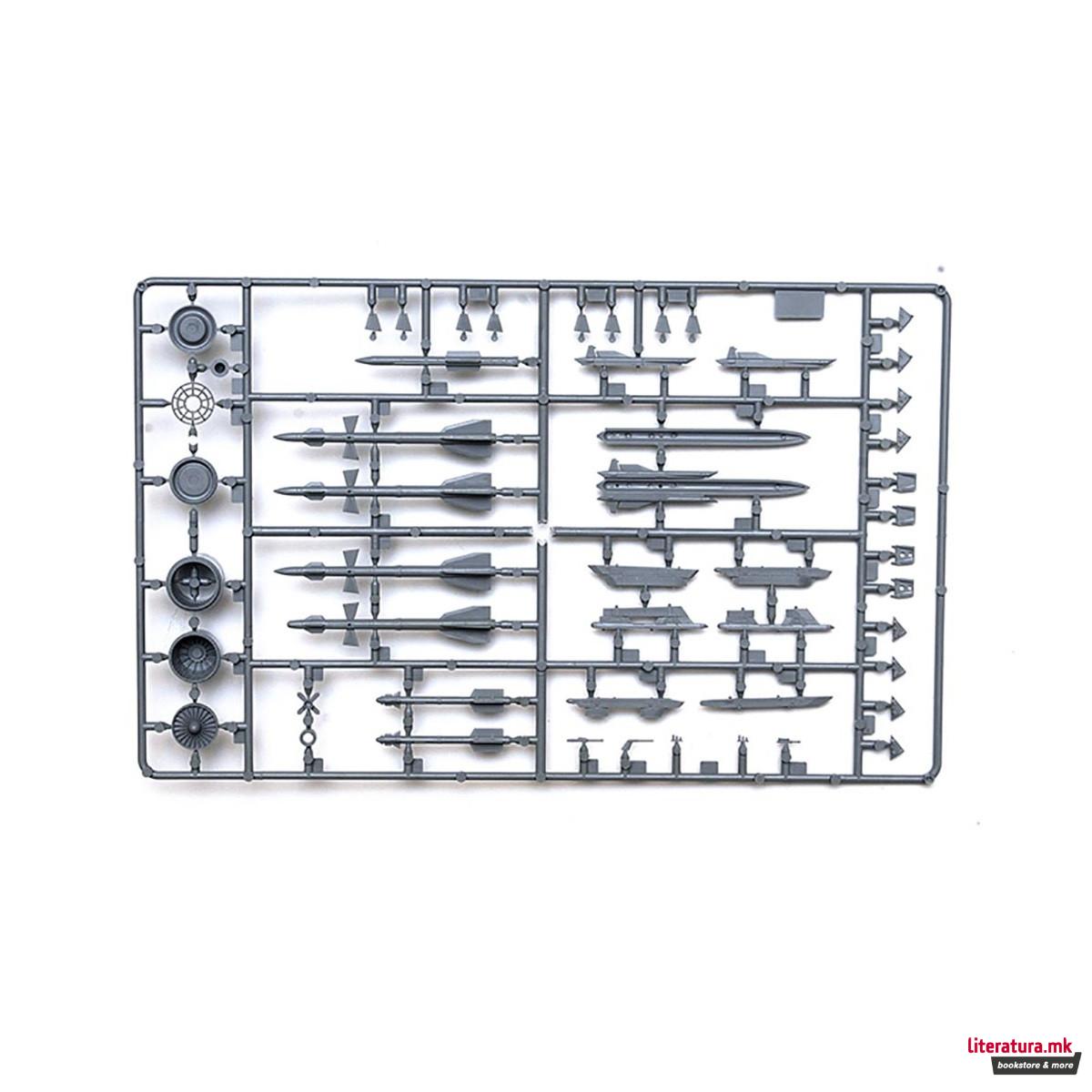 Макета, Russian air superiority fighter Su-27SM Flanker B mod. 1, 210 парчиња, 1:72 