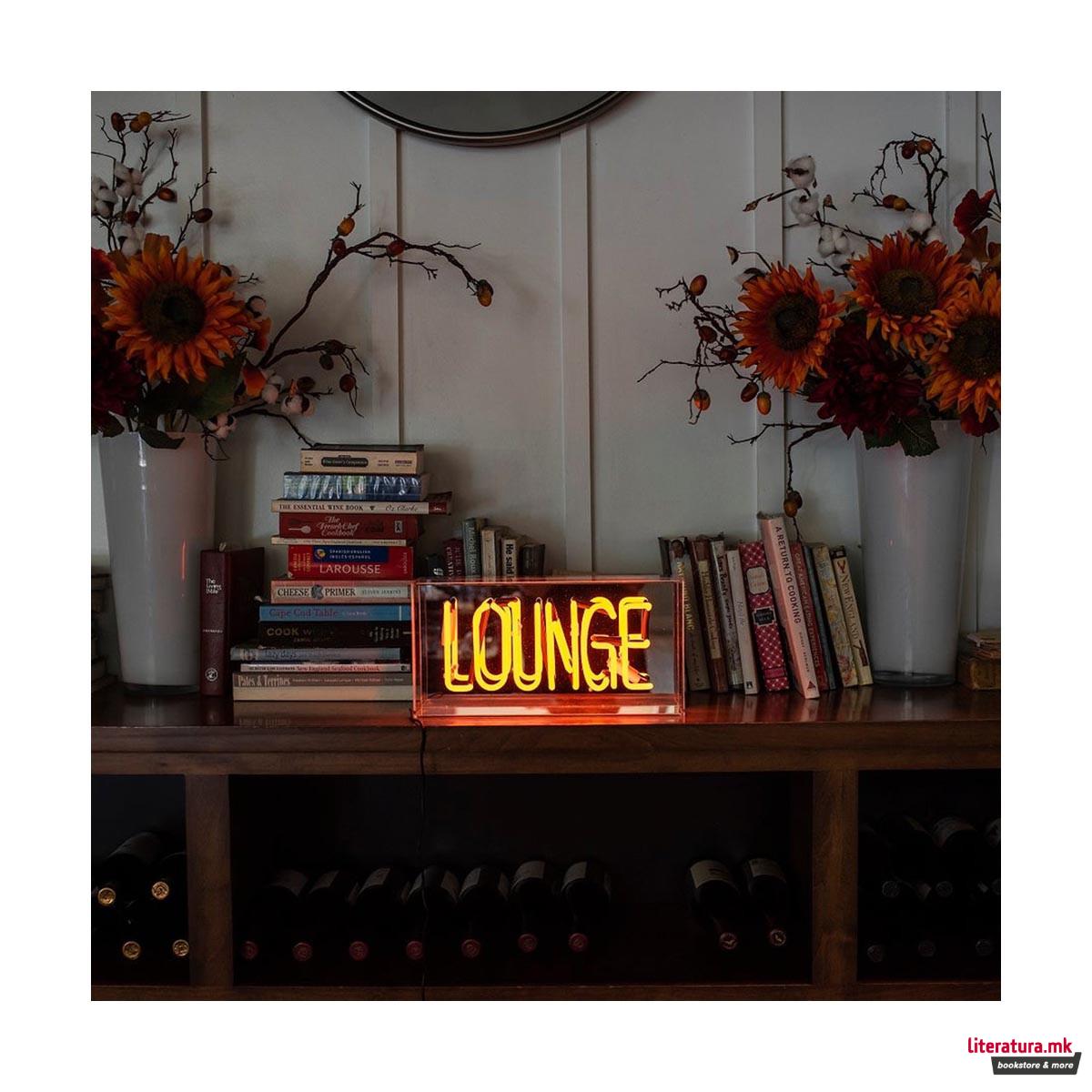 Неонски знак во кутија, 'Lounge' 