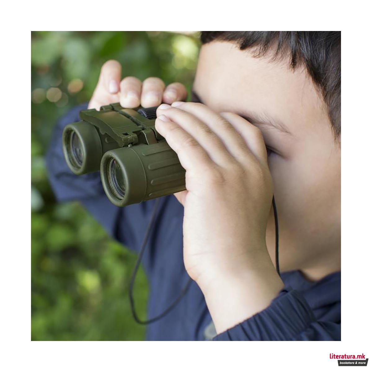 Двоглед, Huckleberry 