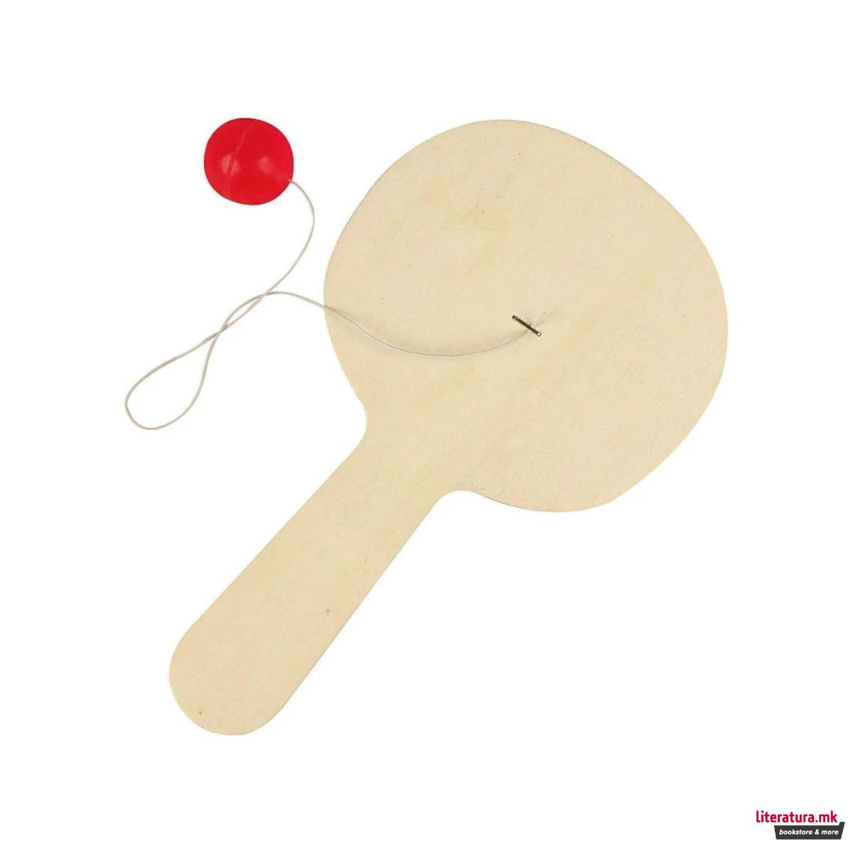 Дрвен рекет со топче 