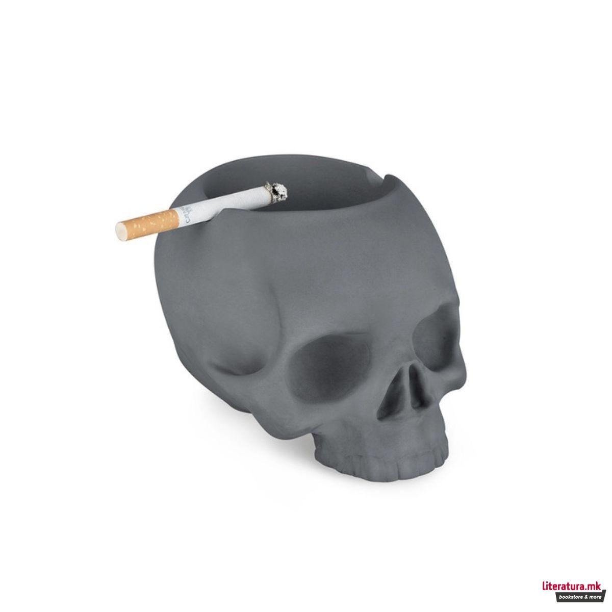 Пепелник, Skully