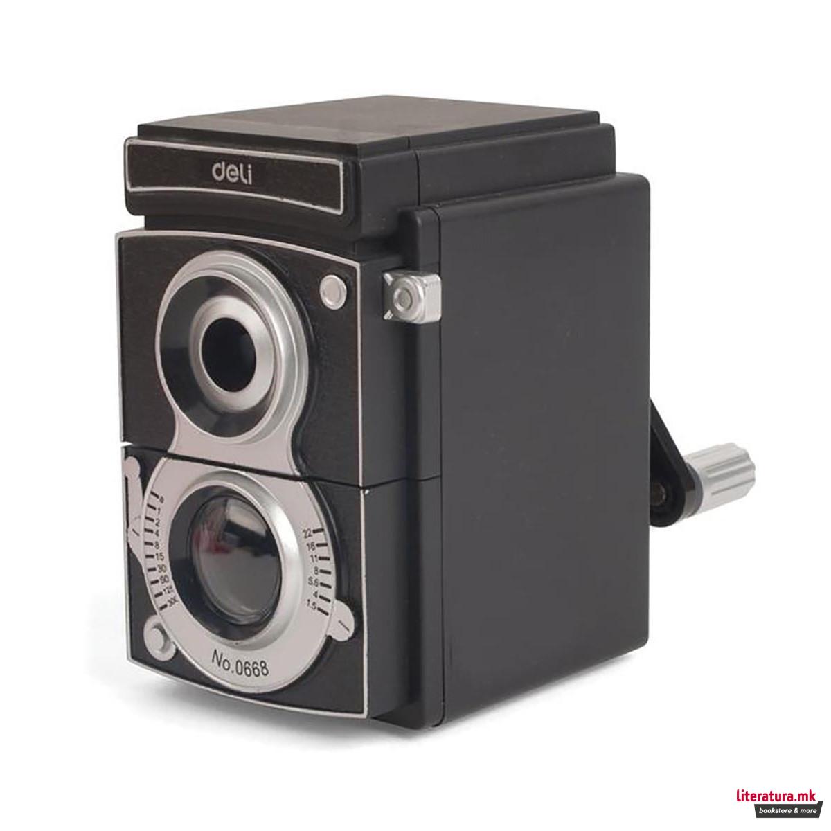 Острилка, Camerа 